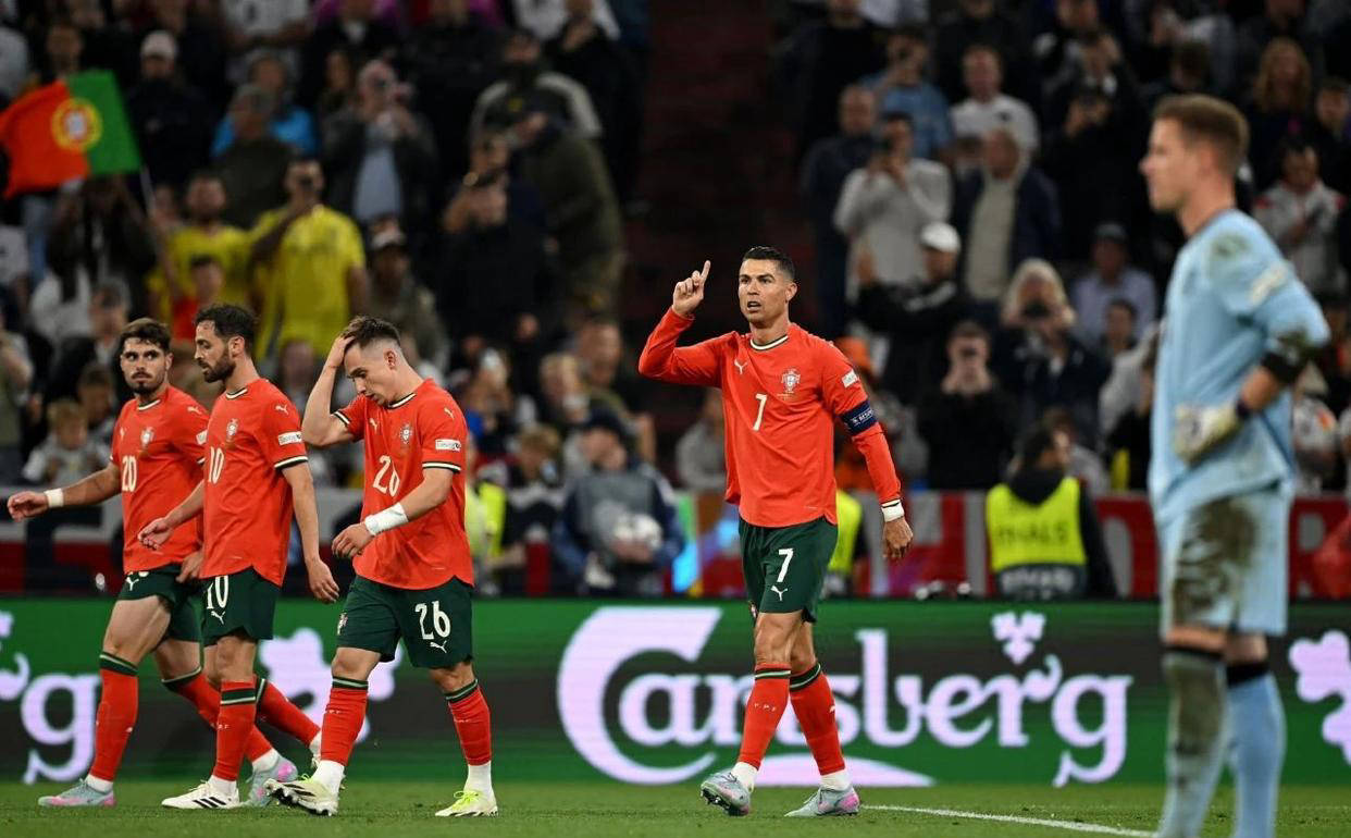 雷速-包含转会期葡萄牙体育临场应变：世预赛节点到来，态度坚定，赛程密集仍需轮换的词条