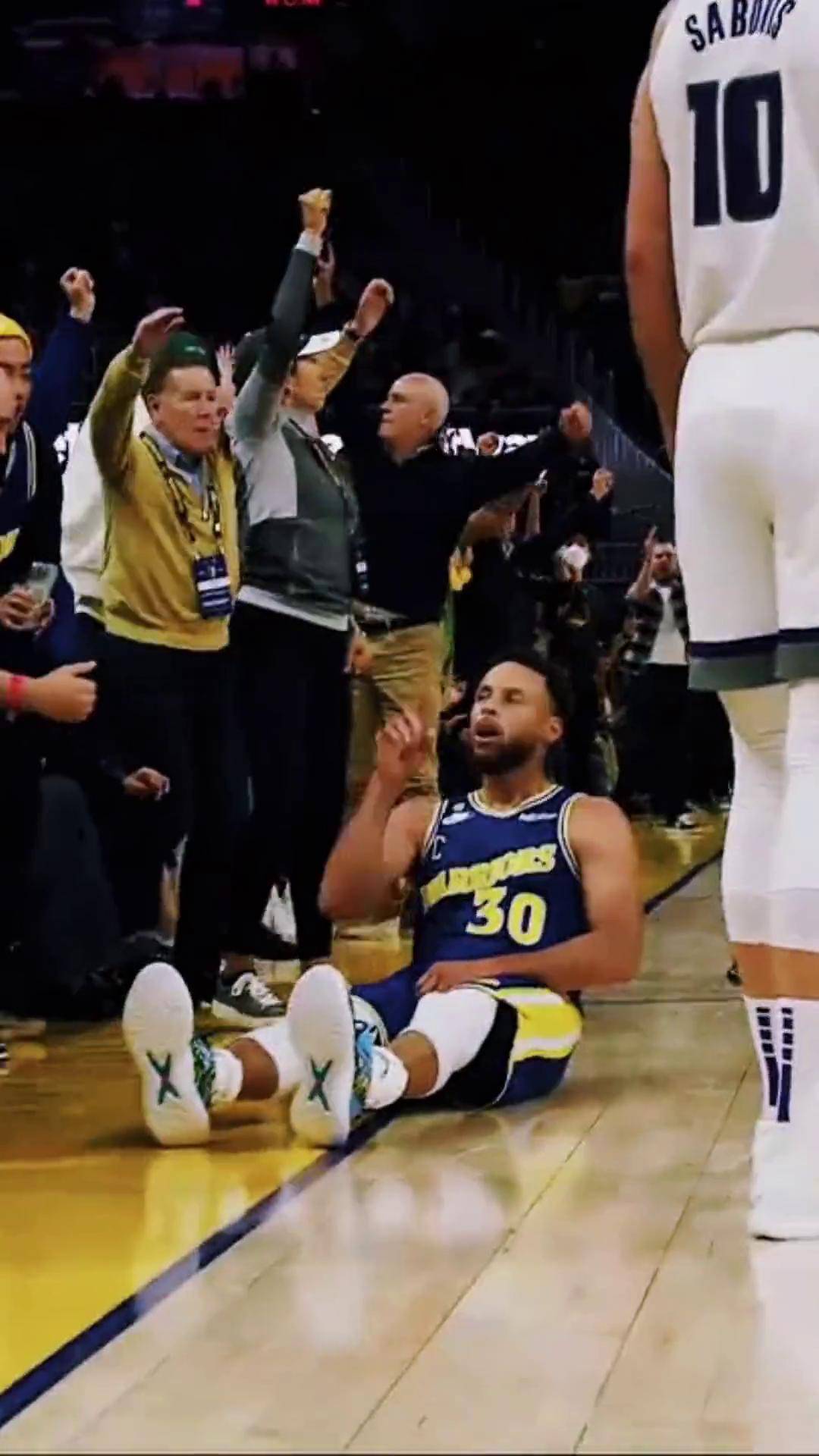 雷速体育-关于库里在西班牙队比赛中败北，最后时刻胜出引发热议！赛场气氛高涨的信息