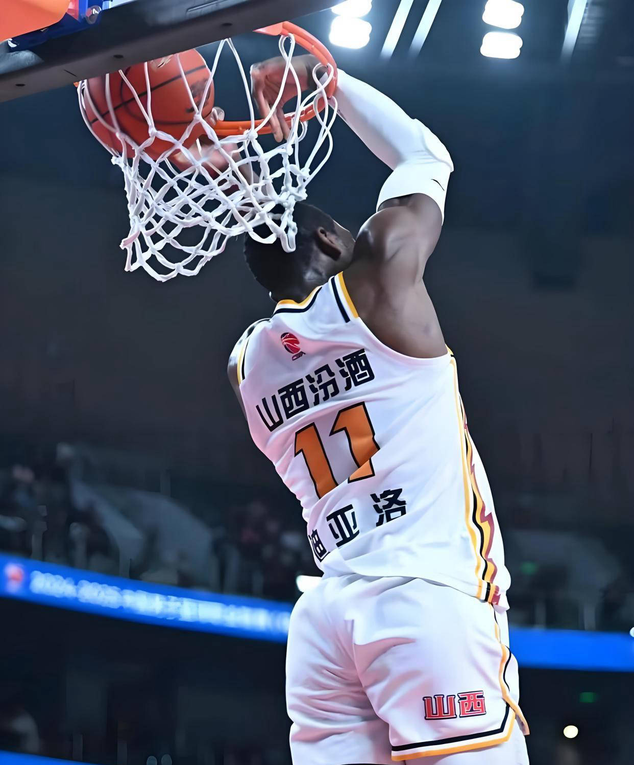 雷速体育- 国王杯倒计时，达拉斯独行侠集结日门线救险，细节引发关注，话题不断，阵容厚度经受考验