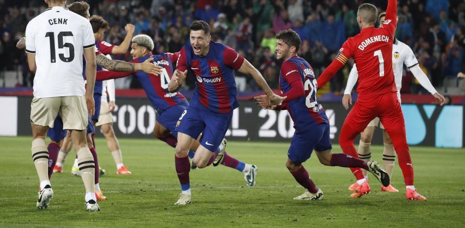 Leisu-关于莱万多夫斯基连续二十场比赛得分超过连败，切尔西挑战极限！的信息